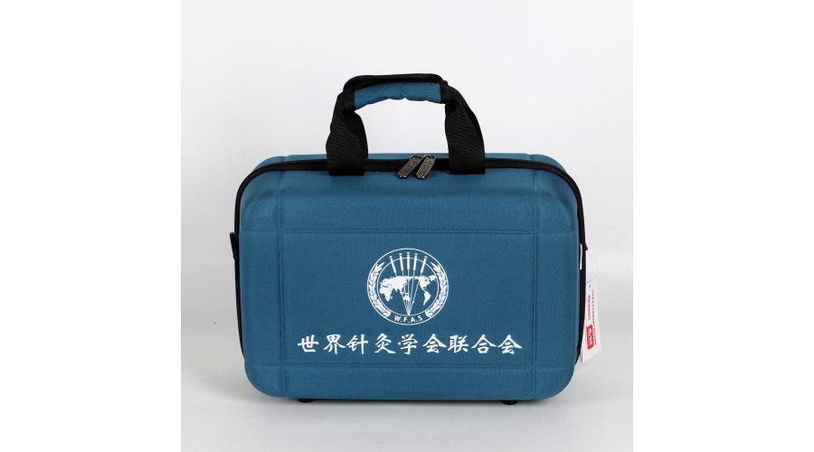 世界针灸学会联合会定制的箱包